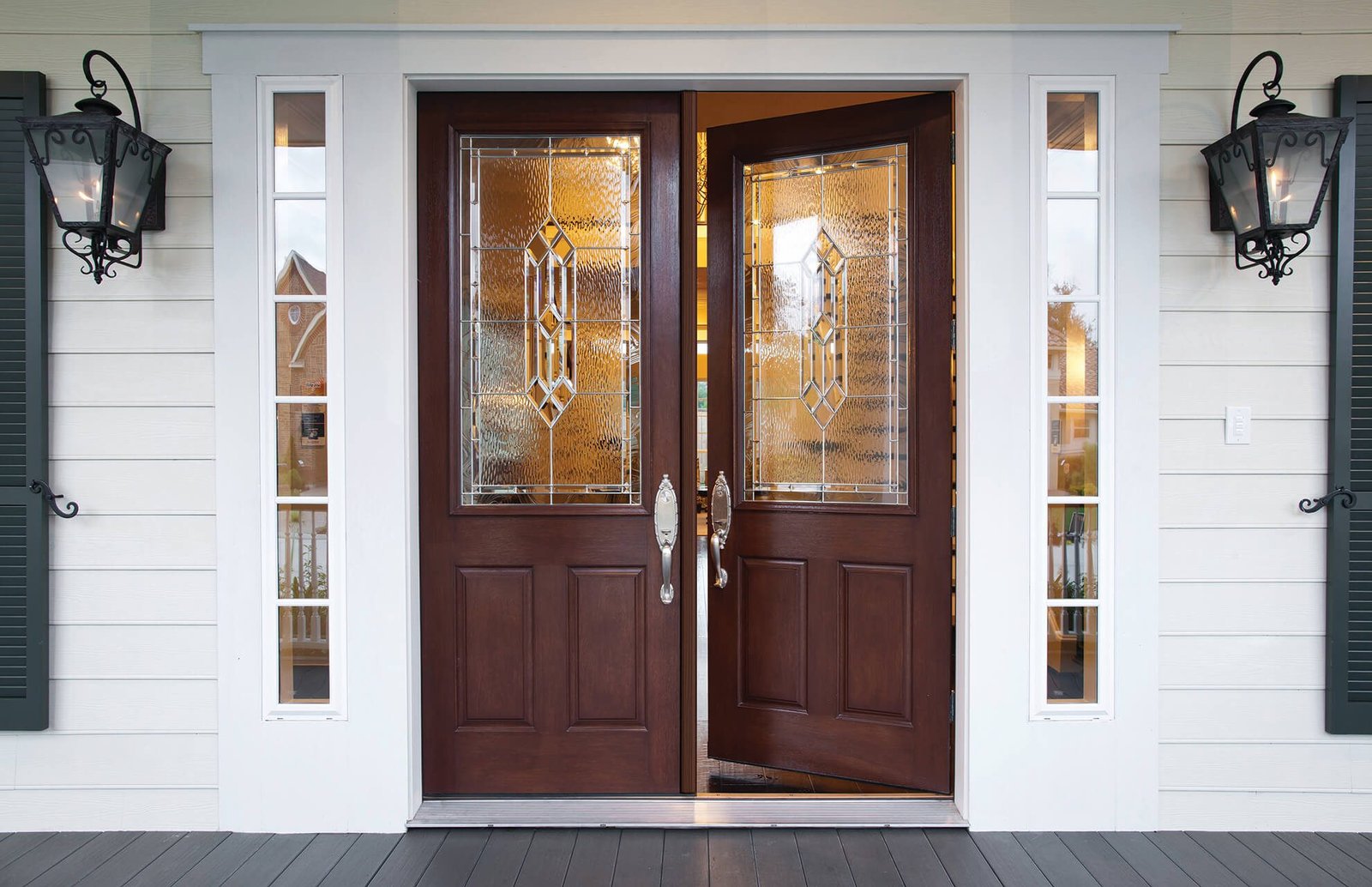 HEADER welcome front door window world hero 1980x1280